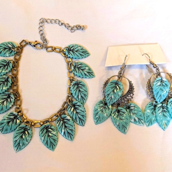 Blue fleck turquoise leaf bracelet and earrings set - Picture 1 of 4